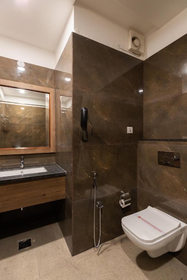 Hotel Highway King Bilaspur Манесар Экстерьер фото
