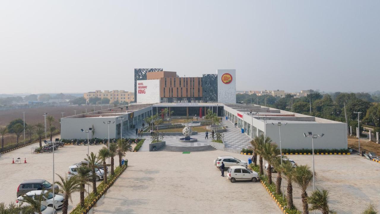 Hotel Highway King Bilaspur Манесар Экстерьер фото
